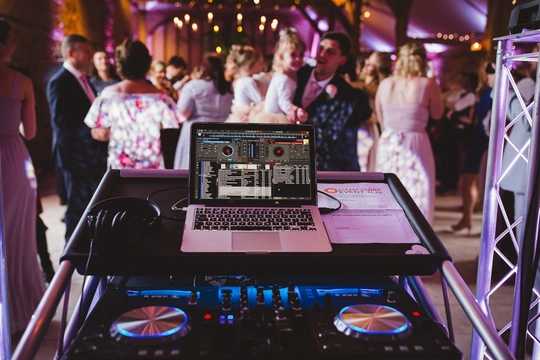 Business service: Pro Audio